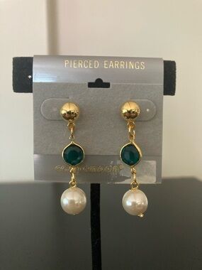 Gold Drop Earrings with Emerald Green Stone and Pearl
